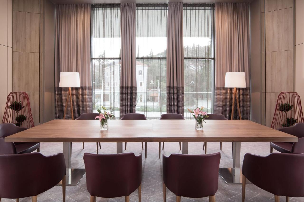 Hotel Sheraton Dubrovnik Riviera 5*
